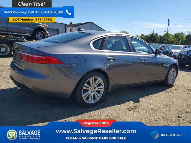 Used 2017 Jaguar XF Premium RWD image 4