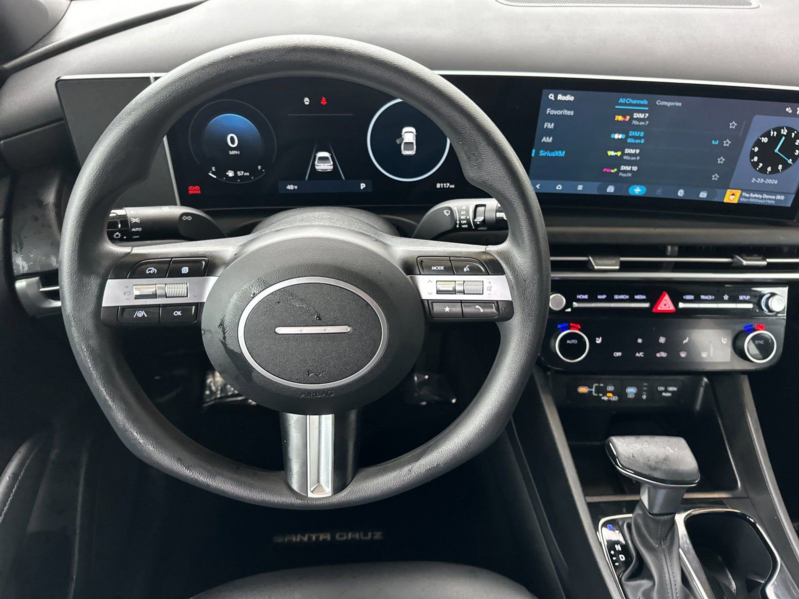 Used 2025 Hyundai Santa Cruz SEL image 13