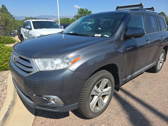Used 2012 Toyota Highlander Limited w/ Protection Pkg AWD/4WD image 3