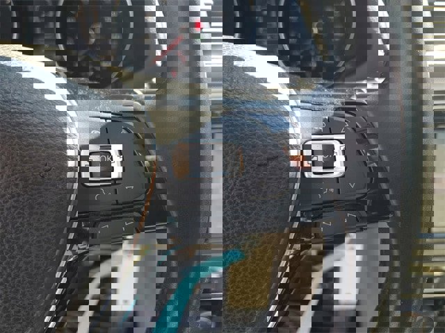 Used 2018 Volkswagen Passat 2.0T R-Line image 22