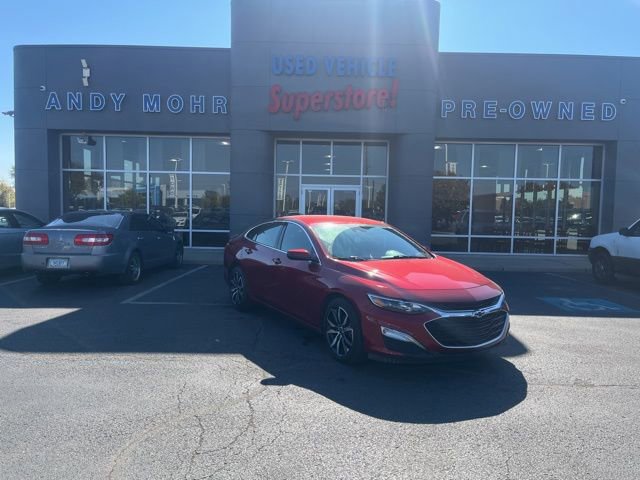 Used 2025 Chevrolet Malibu RS image 1