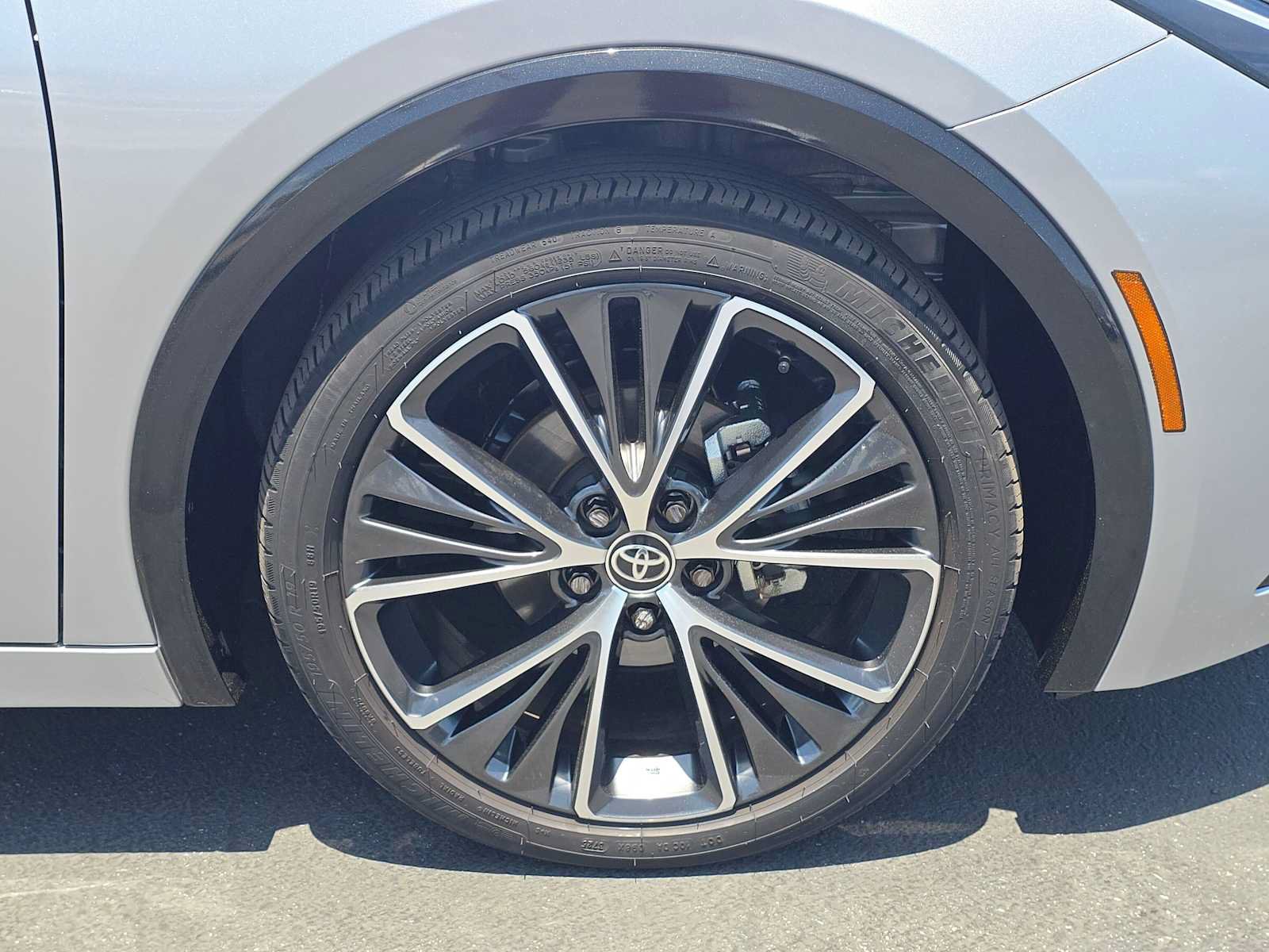 Certified 2026 Toyota Prius XLE FWD image 9