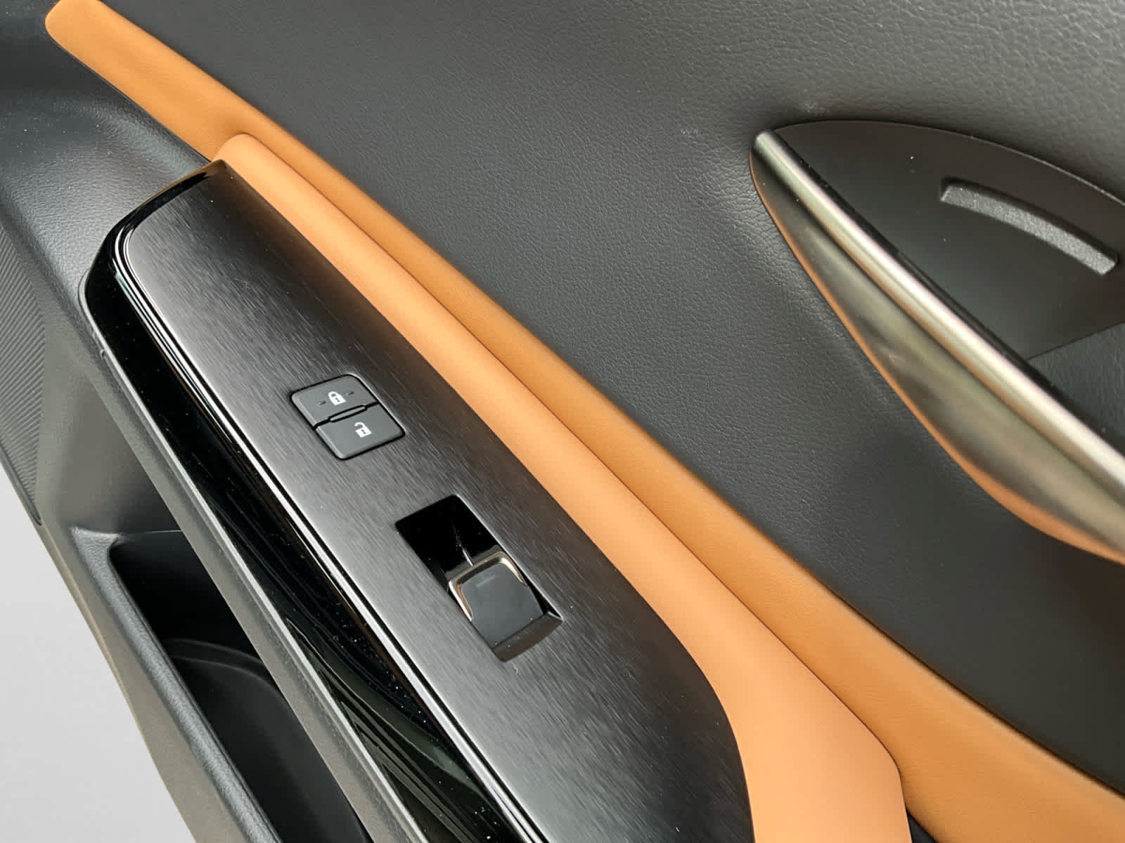 Used 2024 Lexus ES 350 w/ Accessory Package (Z1) FWD image 30