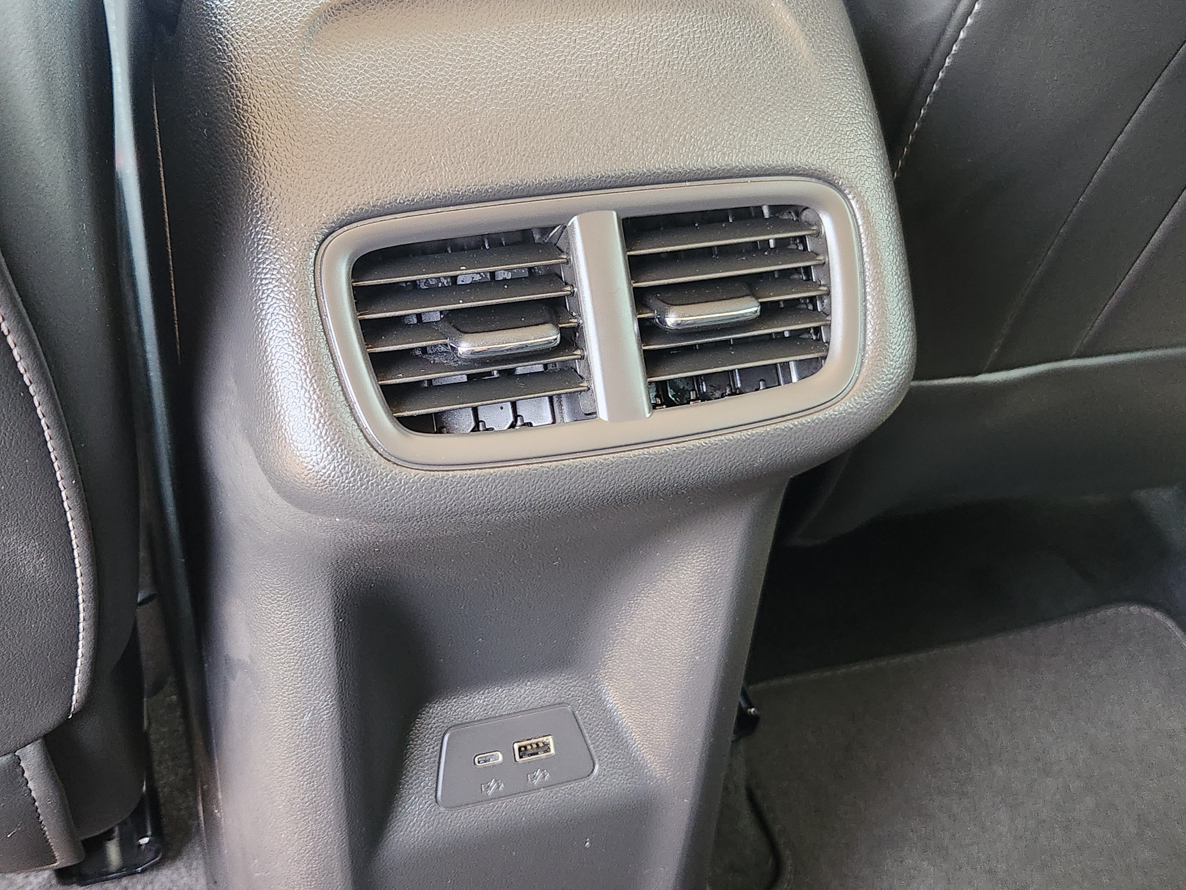 Used 2024 Buick Envision Preferred AWD/4WD image 31
