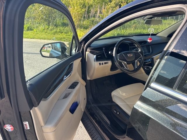 Used 2018 Cadillac XT5 AWD image 15