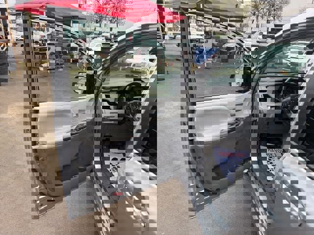 Used 2018 Toyota Sienna LE FWD image 9