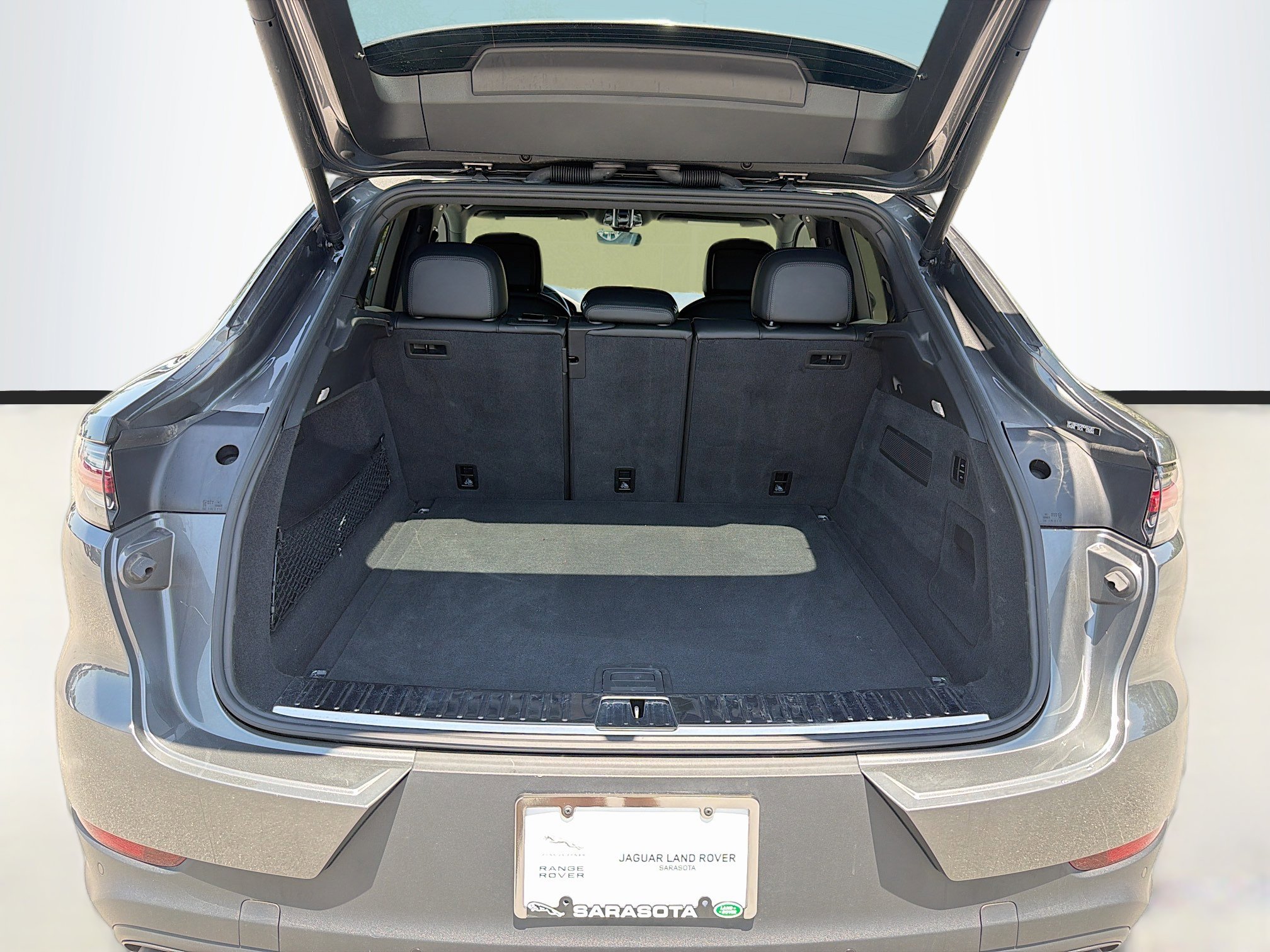 Used 2022 Porsche Cayenne S AWD/4WD image 12