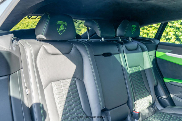 Used 2021 Lamborghini Urus image 39