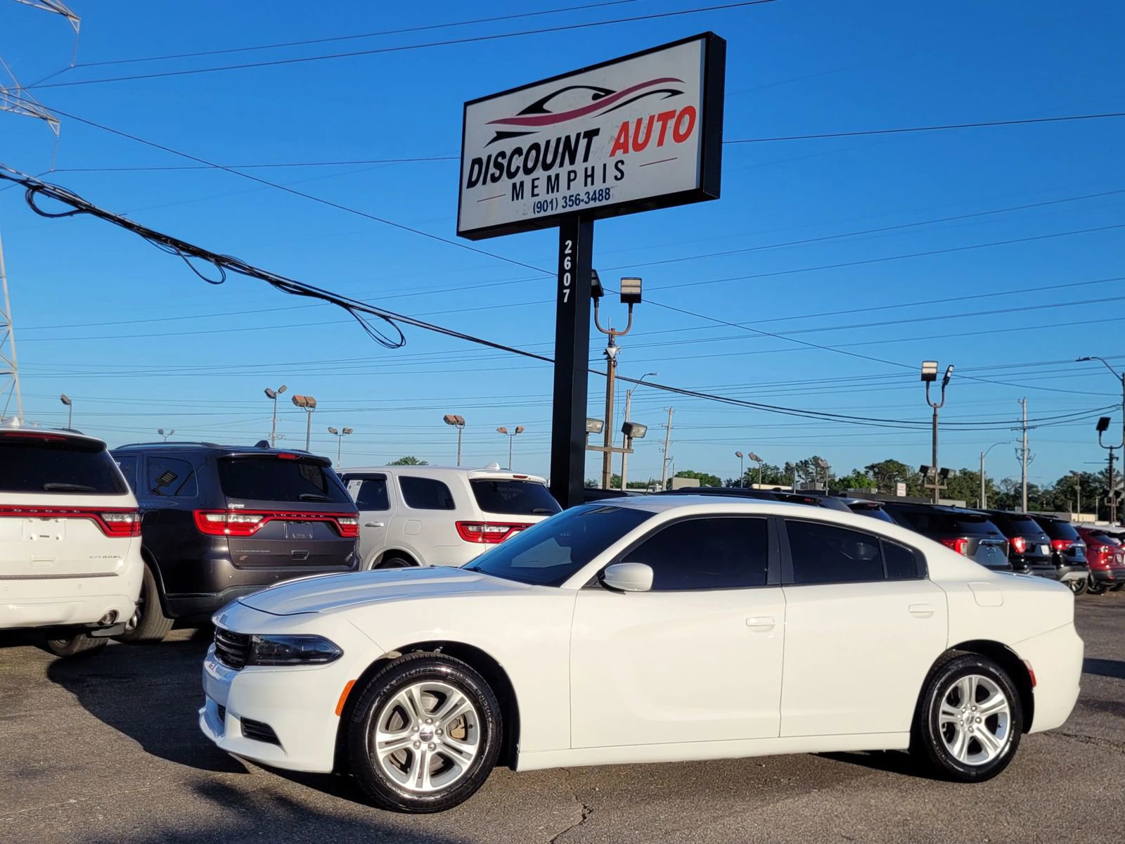 Used 2022 Dodge Charger SXT RWD image 4