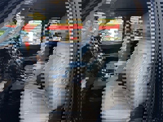 Used 2024 Ford Expedition Limited image 28