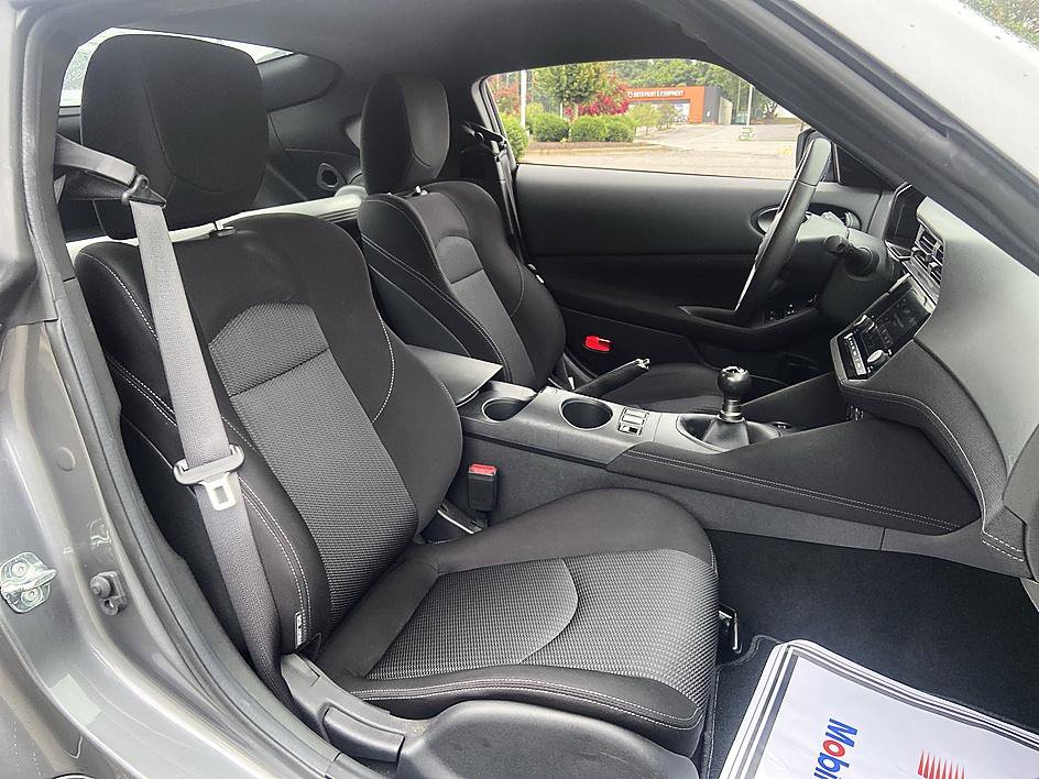 Certified 2024 Nissan Z Sport w/ Floor Mat Package RWD image 15