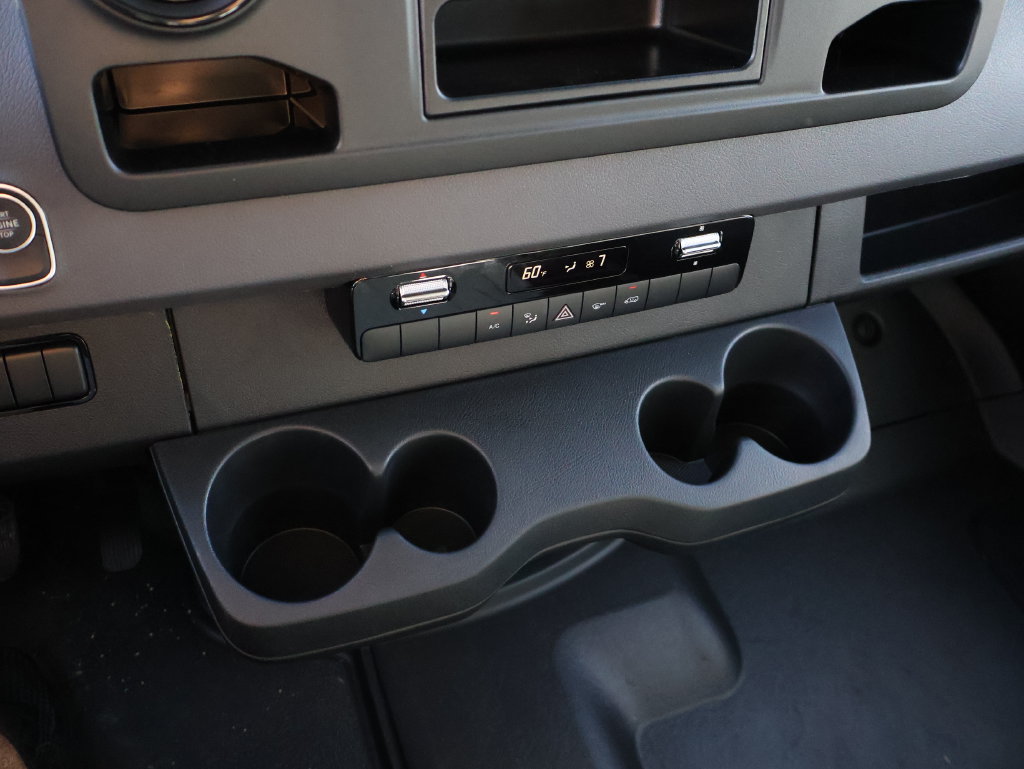 Used 2025 Mercedes-Benz Sprinter 2500 image 27