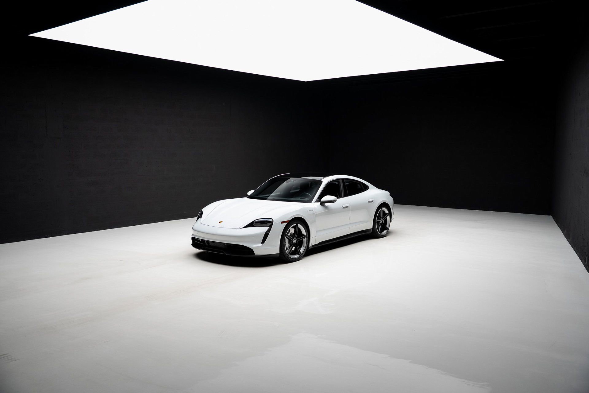 Used 2022 Porsche Taycan image 75