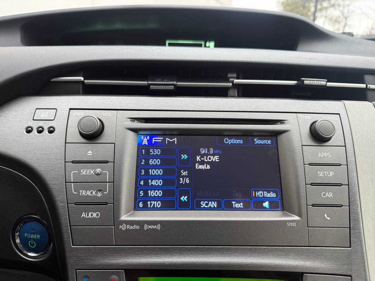 Used 2015 Toyota Prius Three image 25