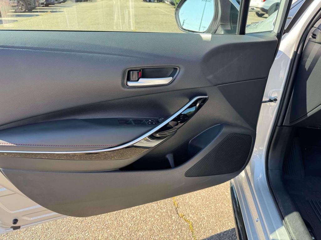 Used 2023 Toyota Corolla XSE FWD image 18