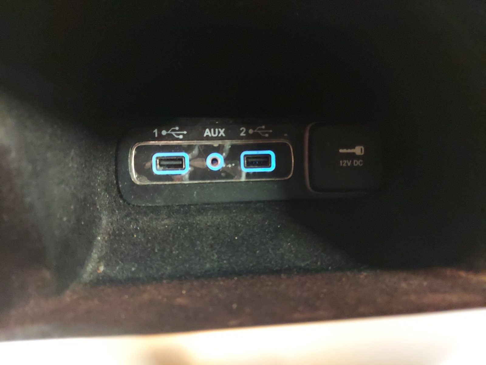 Used 2019 Jeep Grand Cherokee Laredo w/ 18" Wheel & 8.4" Radio Group RWD image 20