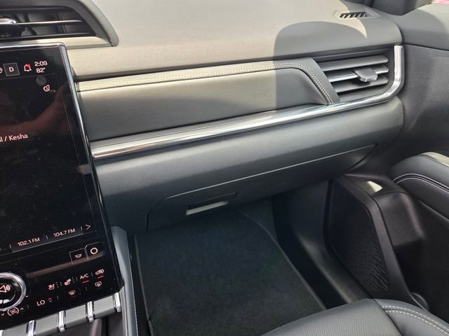 Used 2026 GMC Terrain Elevation w/ Elevation Premium Package image 27