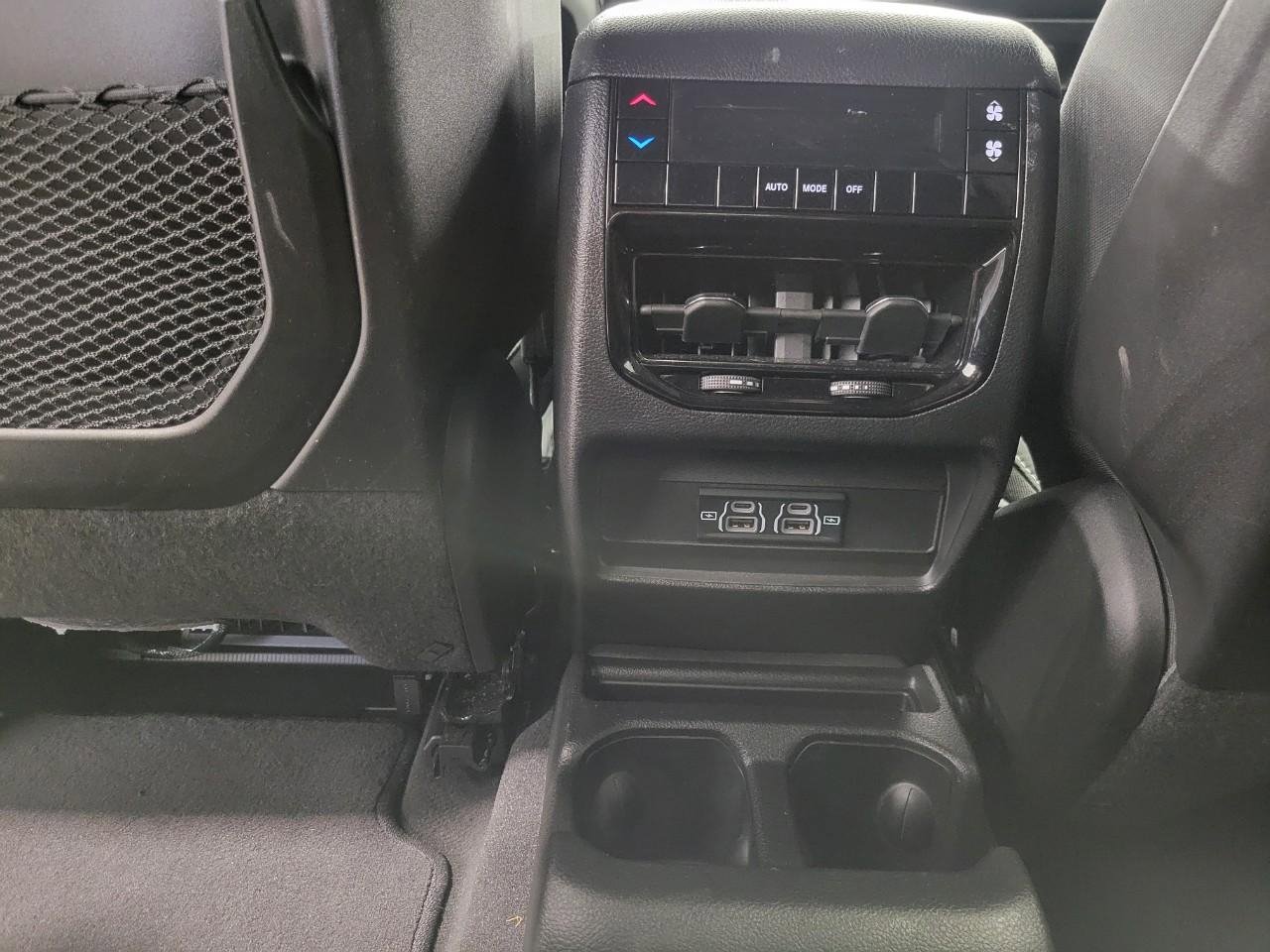 Used 2024 Jeep Grand Cherokee L Laredo AWD/4WD image 22