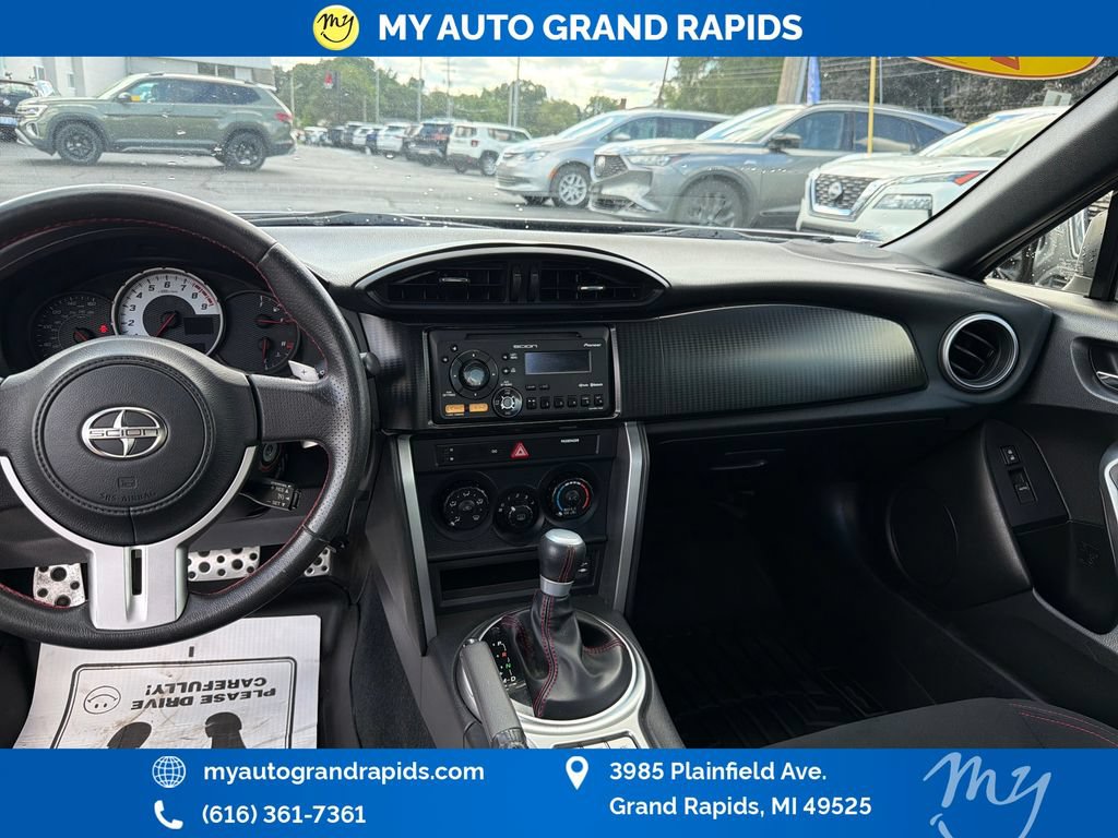 Used 2013 Scion FR-S RWD image 12