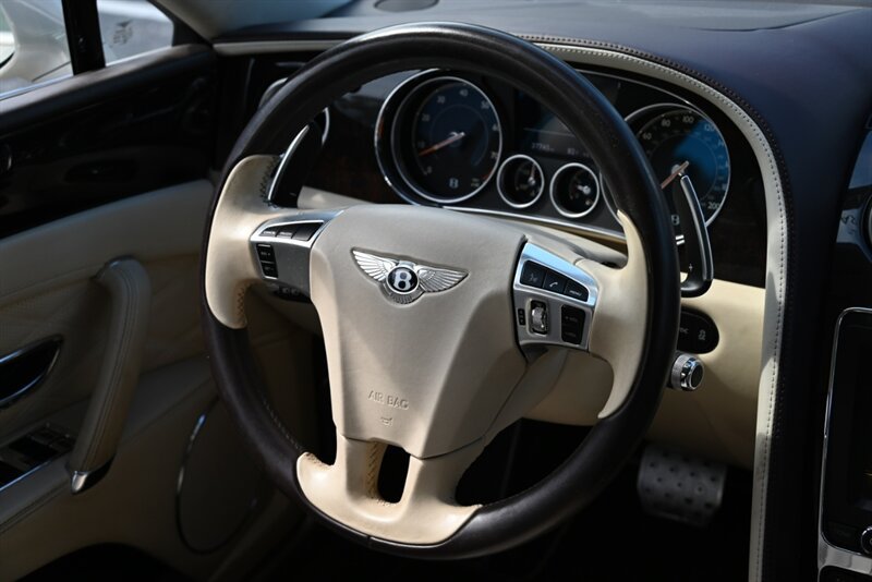 Used 2016 Bentley Flying Spur V8 AWD/4WD image 29