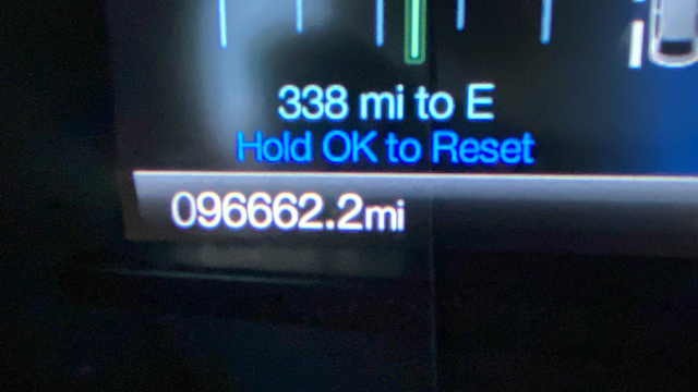 Used 2020 Ford Edge Titanium AWD/4WD image 10