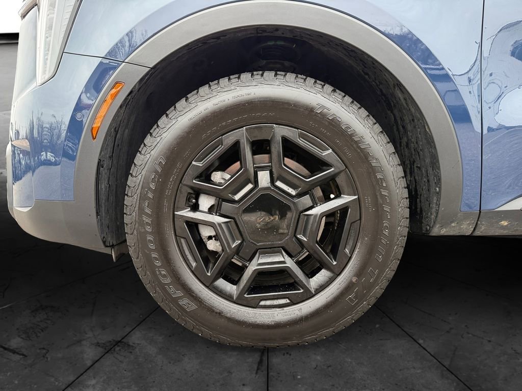 Used 2025 Kia Sorento SX Prestige w/ Olive Brown Leather Package image 14