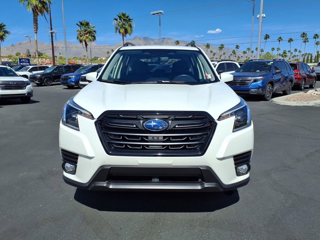Used 2023 Subaru Forester Premium image 8