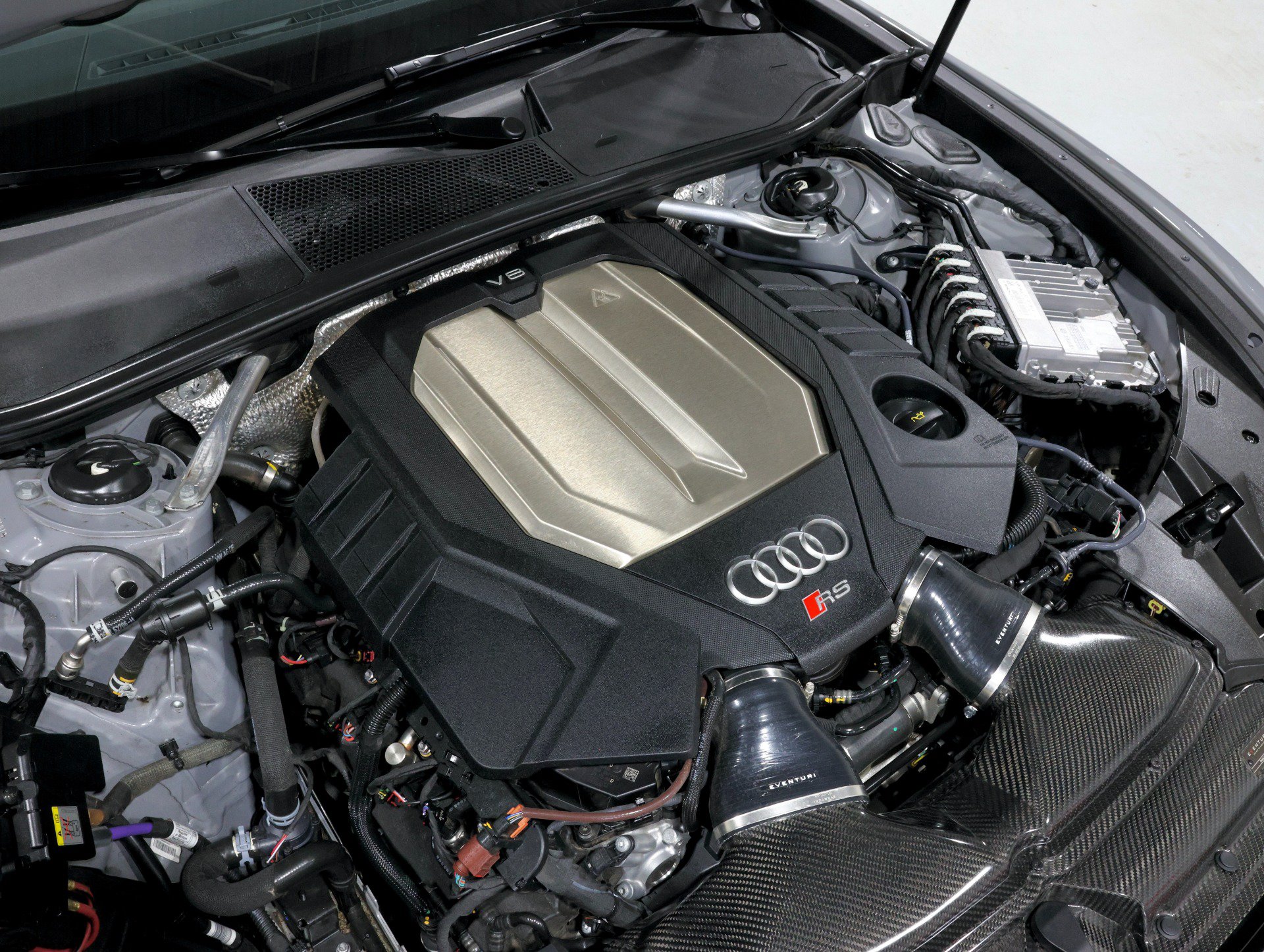 Used 2021 Audi RS 6 AWD/4WD image 5