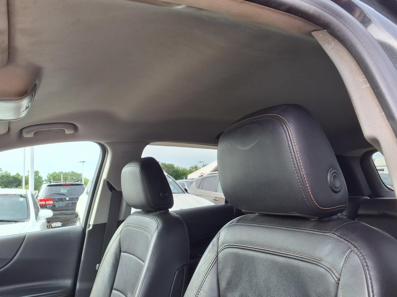 Used 2020 Chevrolet Equinox Premier FWD image 18