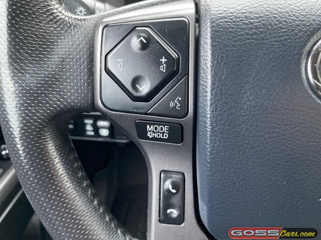 Used 2017 Toyota Tacoma TRD Sport w/ Tow Package (A/T) AWD/4WD image 17