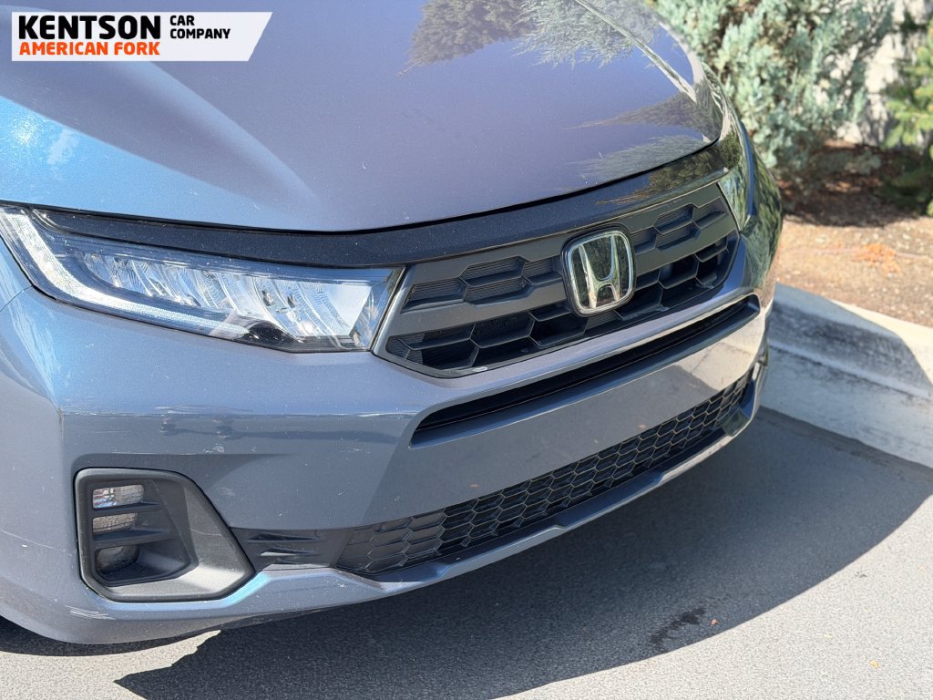 Used 2025 Honda Odyssey EX-L image 11
