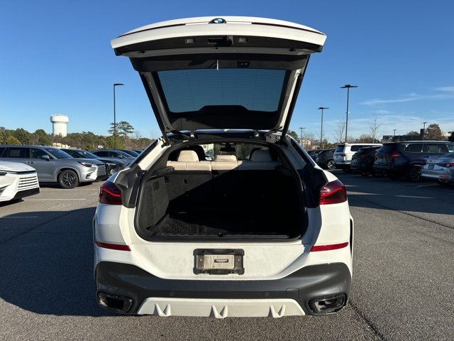 Used 2023 BMW X6 xDrive40i w/ M Sport Package image 12