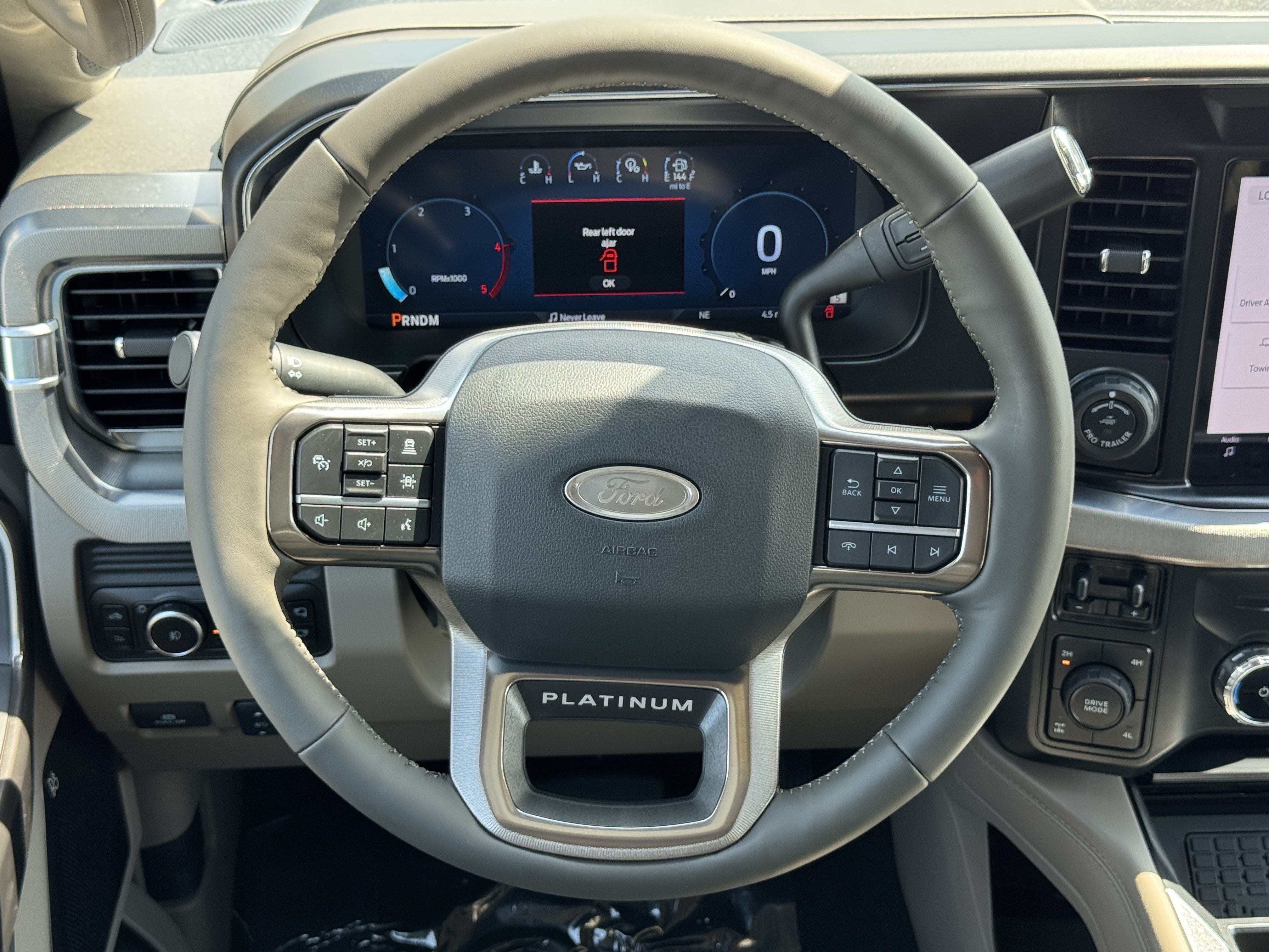 New 2026 Ford F250 Platinum w/ Platinum Plus Package AWD/4WD image 12