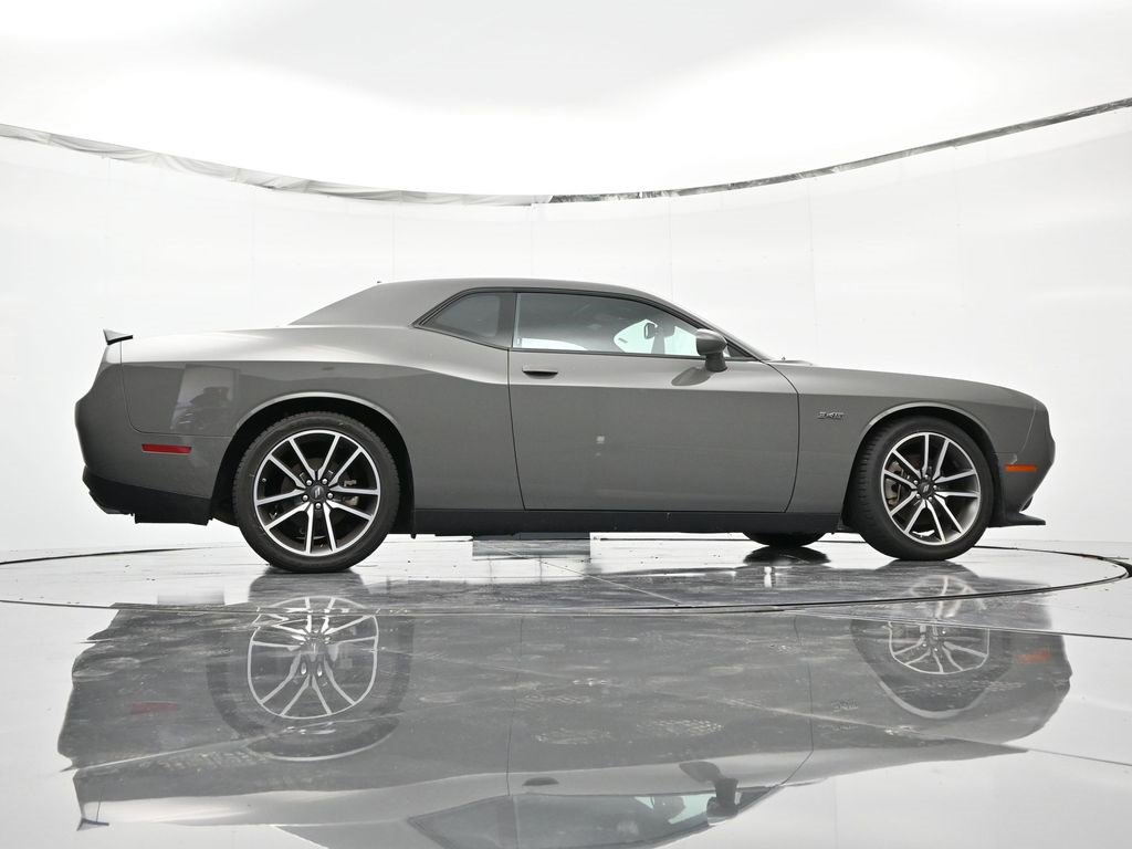 Used 2023 Dodge Challenger R/T image 41