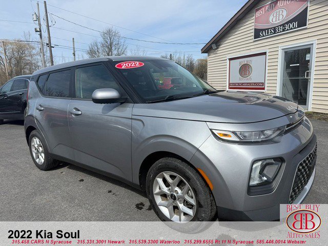 Used 2022 Kia Soul LX w/ Technology Package FWD image 1