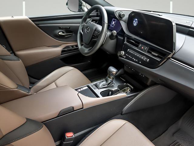 Used 2023 Lexus ES 250 w/ Premium Package AWD/4WD image 26