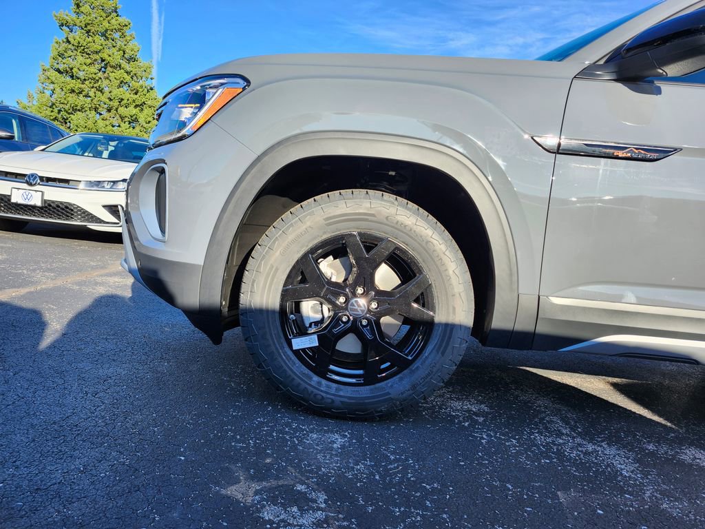 New 2026 Volkswagen Atlas Peak Edition image 22