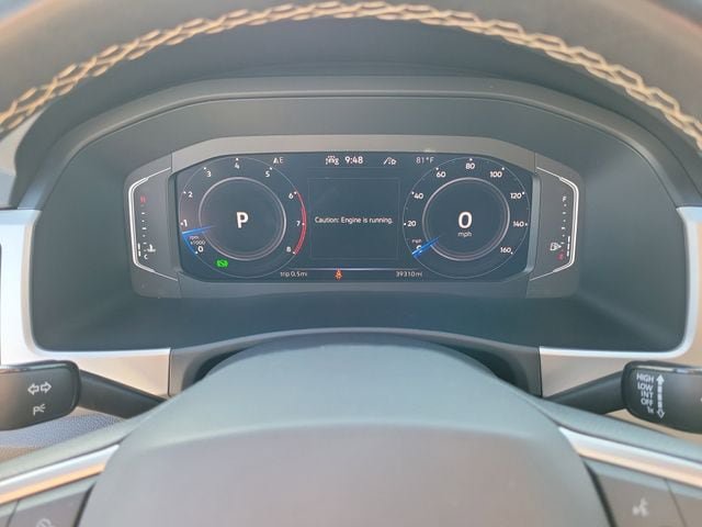 Certified 2023 Volkswagen Atlas Cross Sport SE w/ Panoramic Sunroof Package AWD/4WD image 24