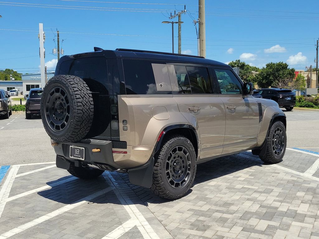 New 2026 Land Rover Defender 110 OCTA AWD/4WD image 5