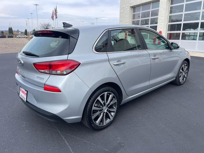 Used 2020 Hyundai Elantra GT w/ Style Package 02 image 3