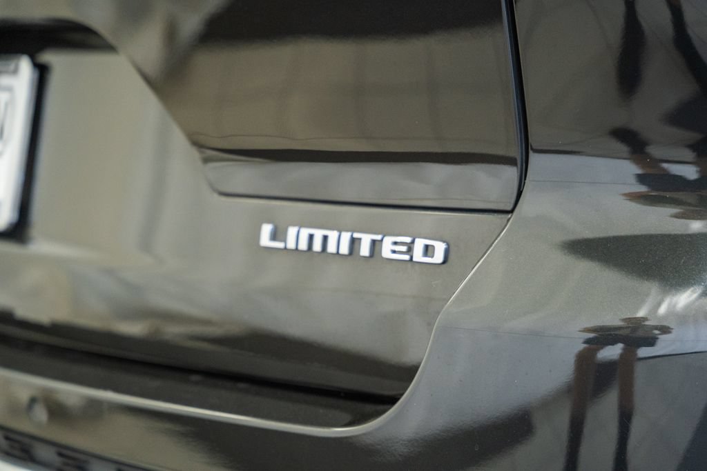 Certified 2023 Jeep Grand Cherokee L Limited AWD/4WD image 8
