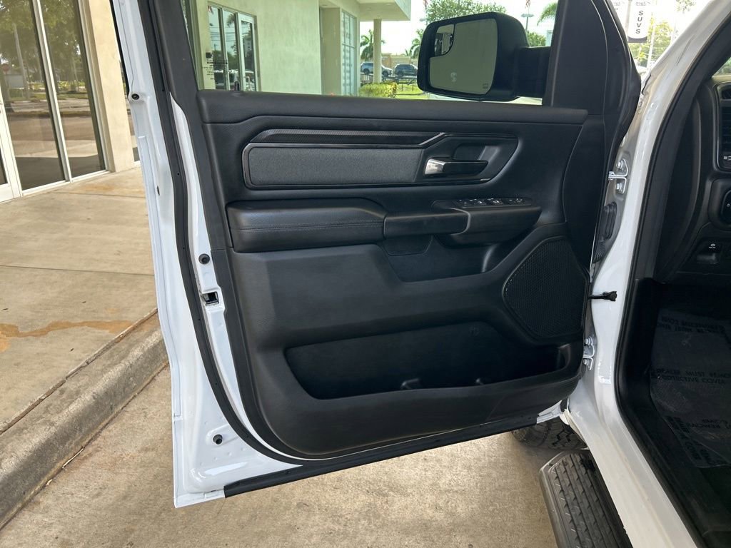 Used 2023 RAM 1500 Big Horn AWD/4WD image 36
