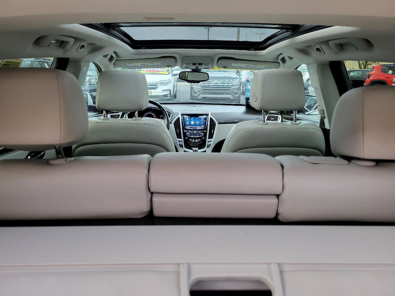 Used 2014 Cadillac SRX Luxury AWD/4WD image 31