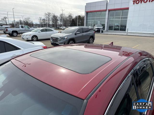 Certified 2020 Toyota Avalon XLE w/ Moonroof Package image 3