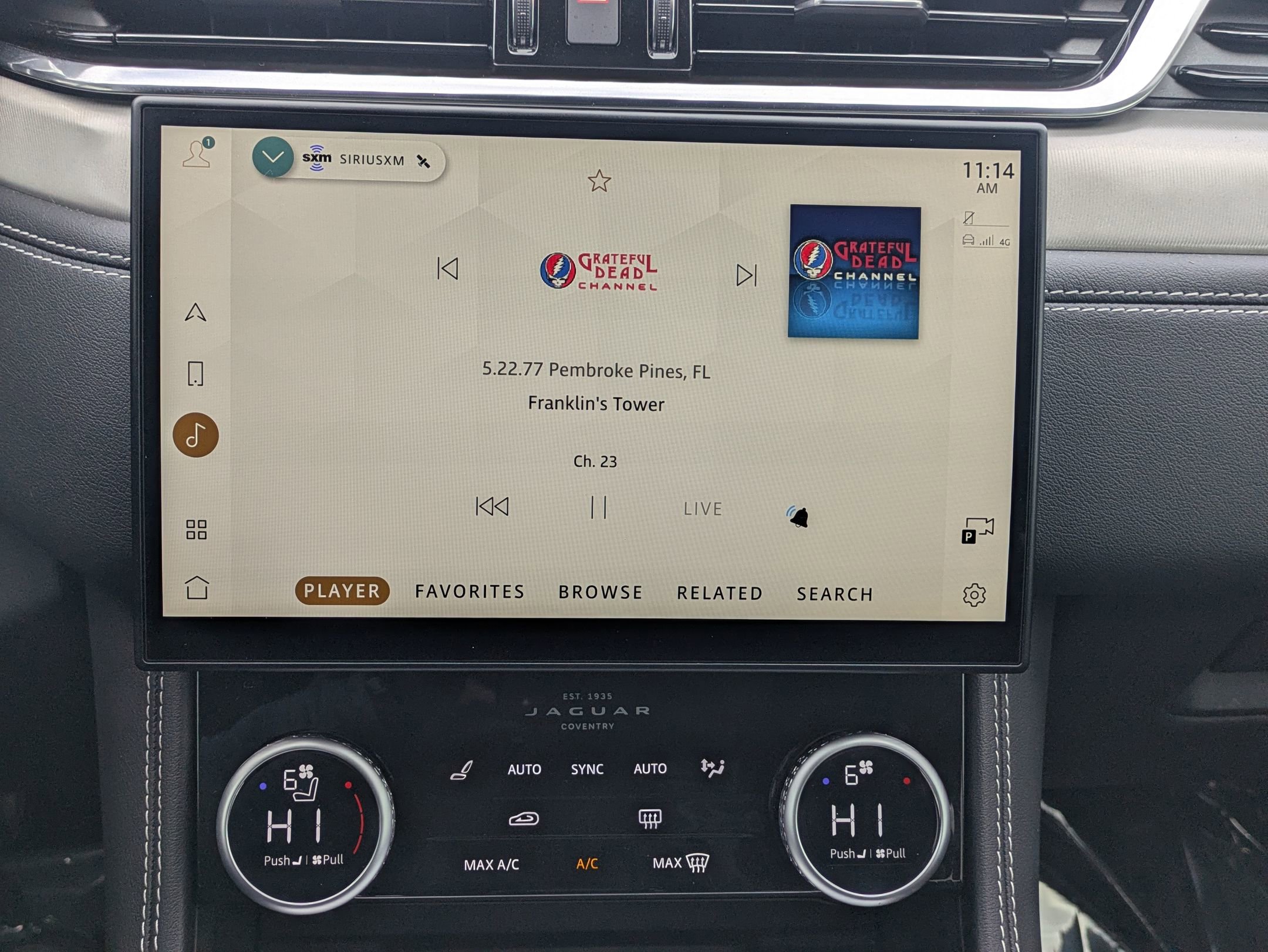 Used 2026 Jaguar F-PACE R-Dynamic S image 12