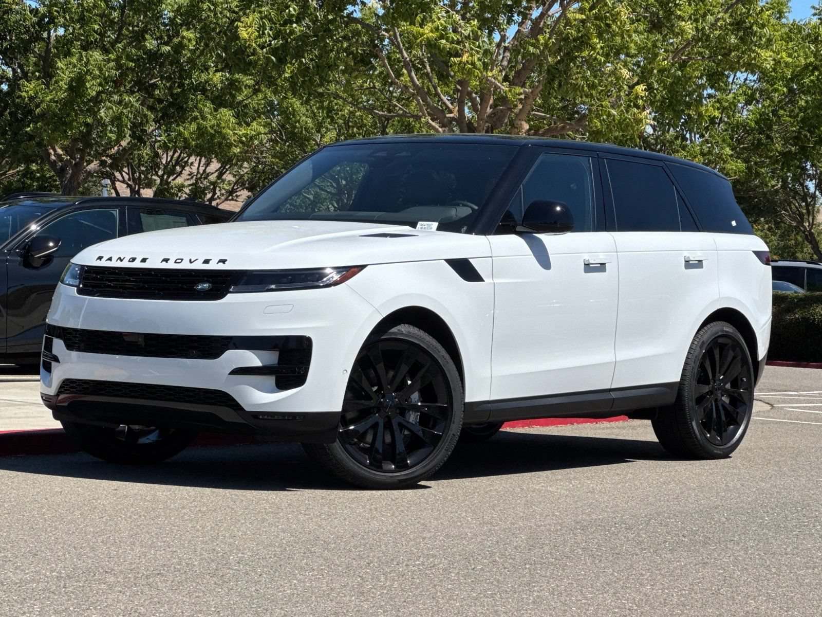 New 2026 Land Rover Range Rover Sport SE AWD/4WD image 2
