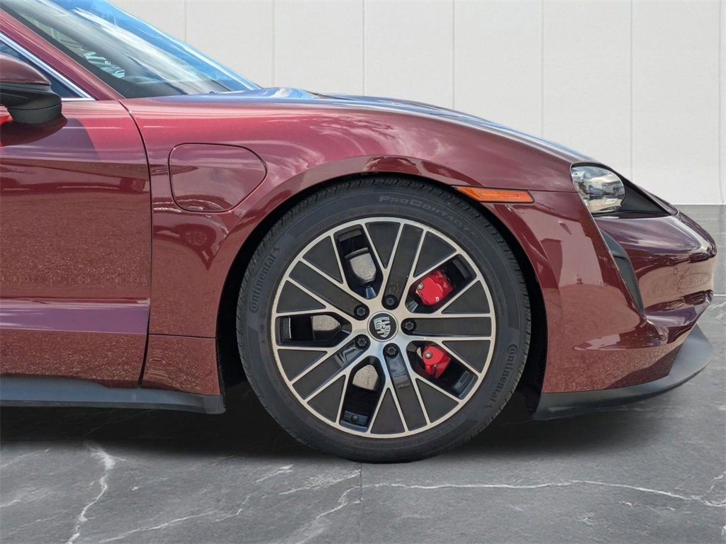 Used 2021 Porsche Taycan 4S image 12