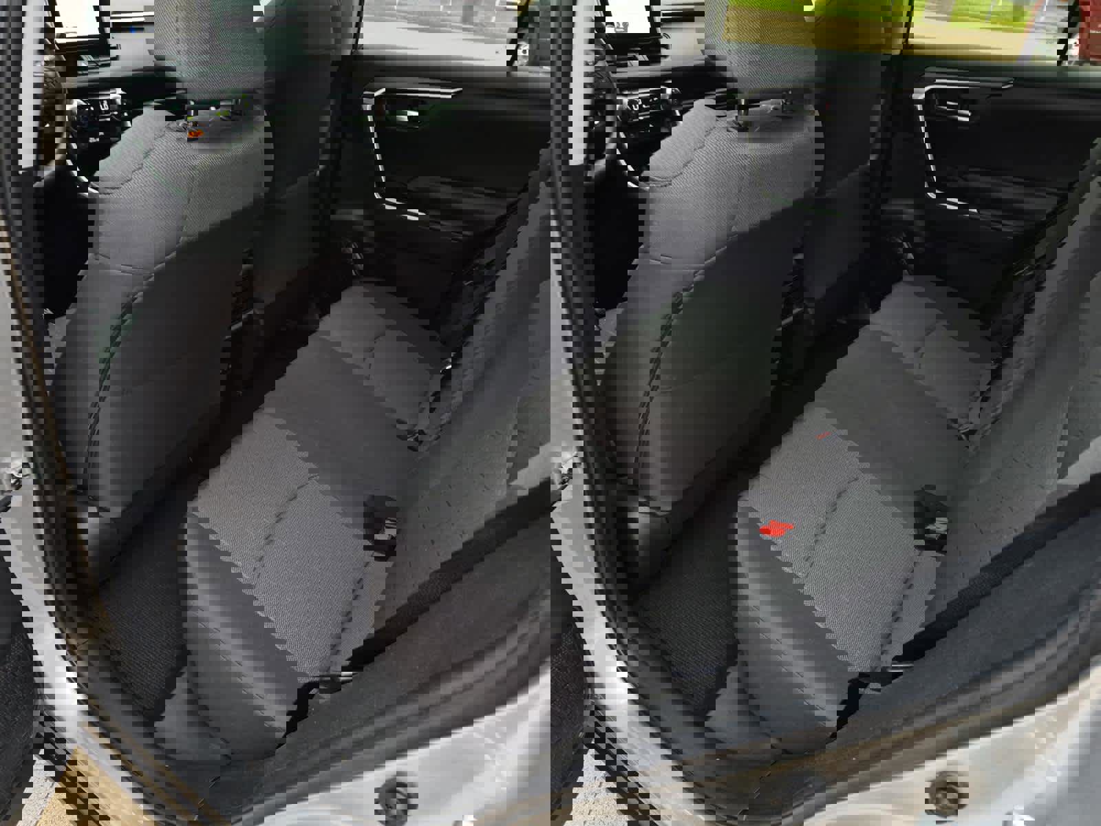 Used 2023 Toyota RAV4 XLE w/ Convenience Package image 14