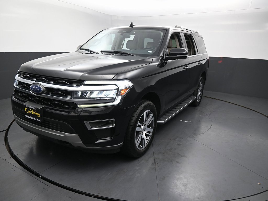 Used 2023 Ford Expedition Limited image 11