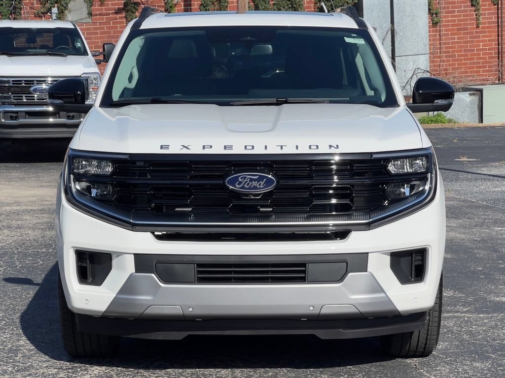 New 2026 Ford Expedition Max Platinum w/ Driver's Package AWD/4WD image 10